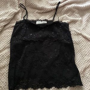SEQUINED LACE SPAGHETTI STRAP BLACK TOP